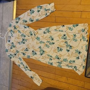 Womans long sleeve dress